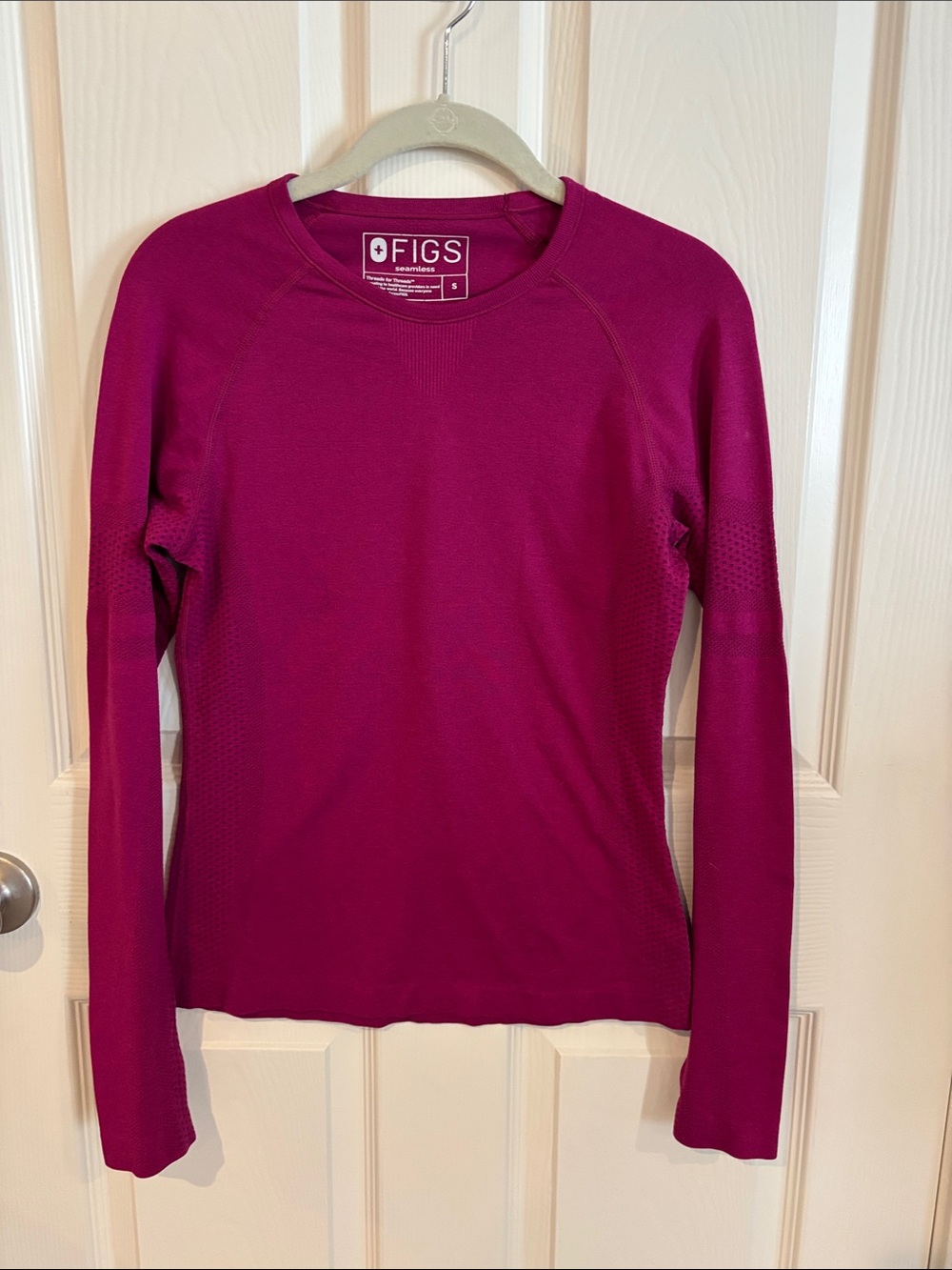 FIGS Limited Edition Salta Seamless Long Sleeve Underscrub Top in Berry Magenta